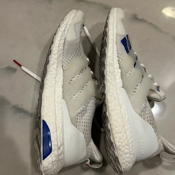 Adidas Ultra Boost 1.0 Undefeated Stars and Stripes Sz 9.5 White Red Blue - Picture 3 of 5